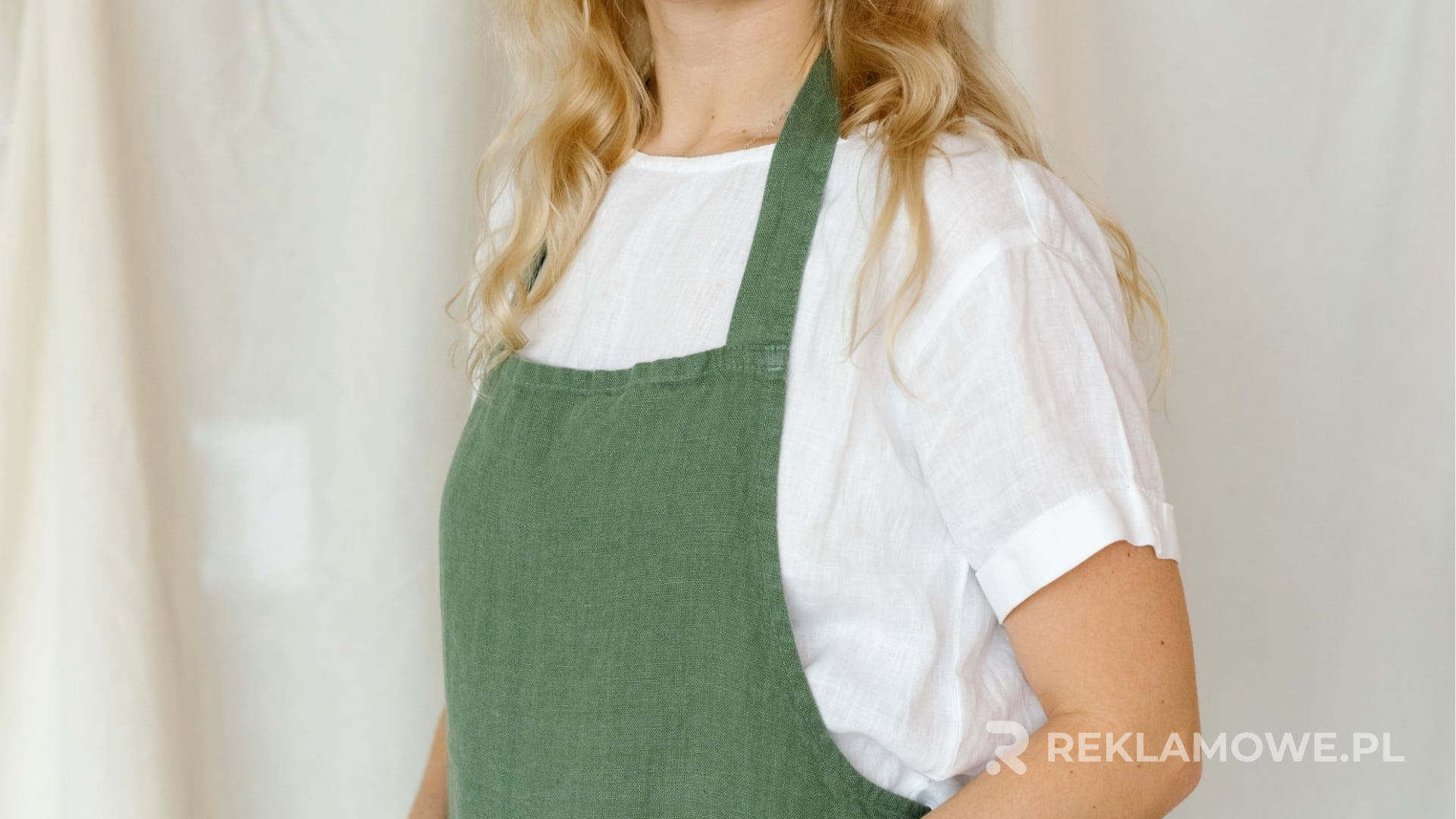 Fartuch reklamowy z logo jako narzędzie marketingowe